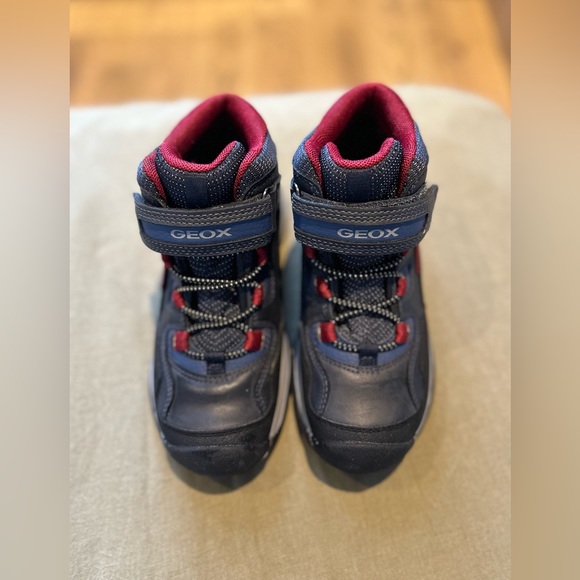 Geox kids hiking boots brand new - Picture 3 of 9